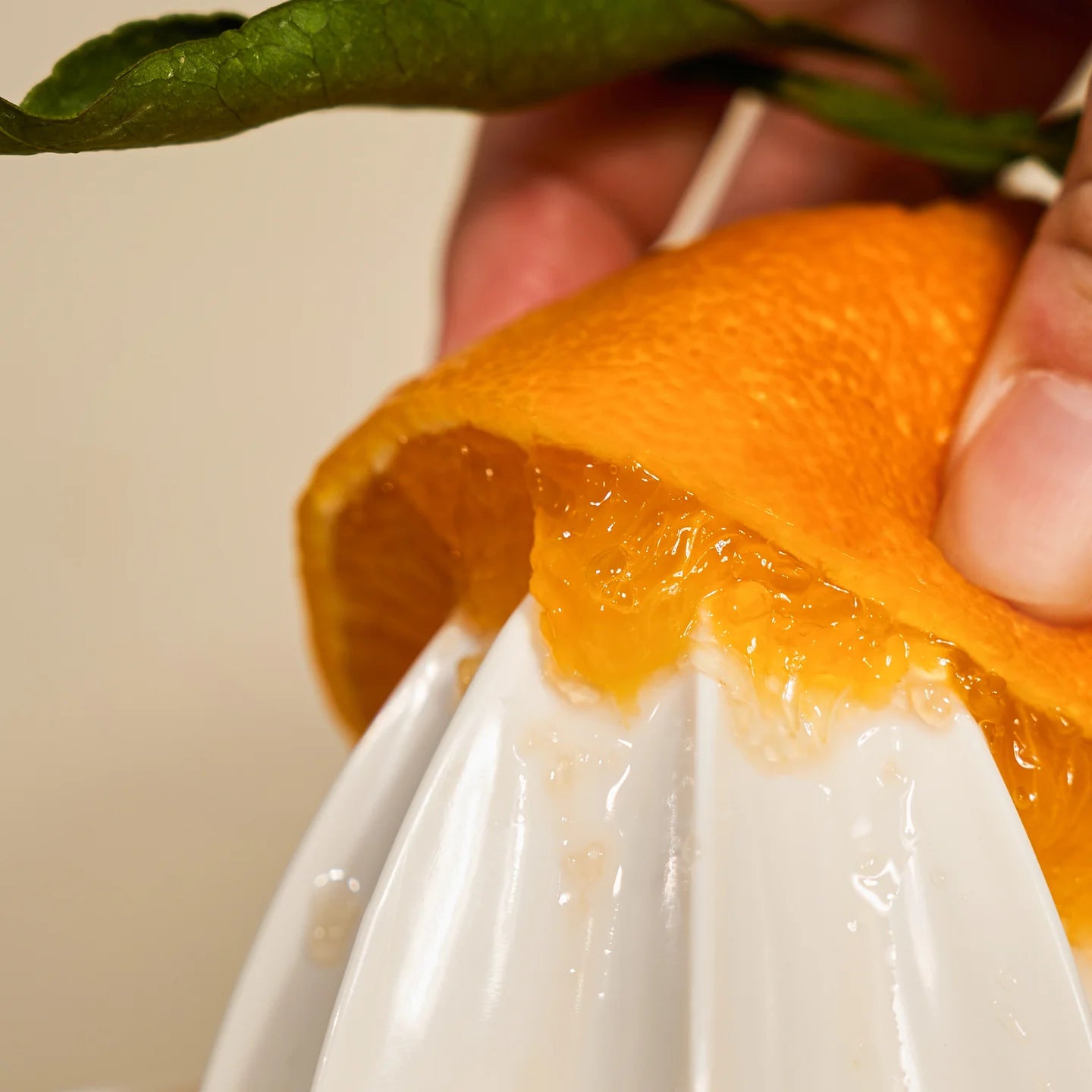 Švelnus šveičiamasis serumas su 3% PHA rūgštimi "Centella 3% PHA Gentle Liquid Exfoliating Serum", 120 ml