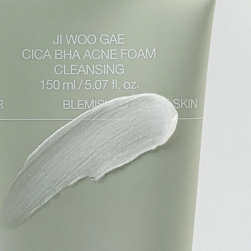 Veido prausimosi putos "Ji Woo Gae Cica BHA Acne Foam Cleansing", 150 ml