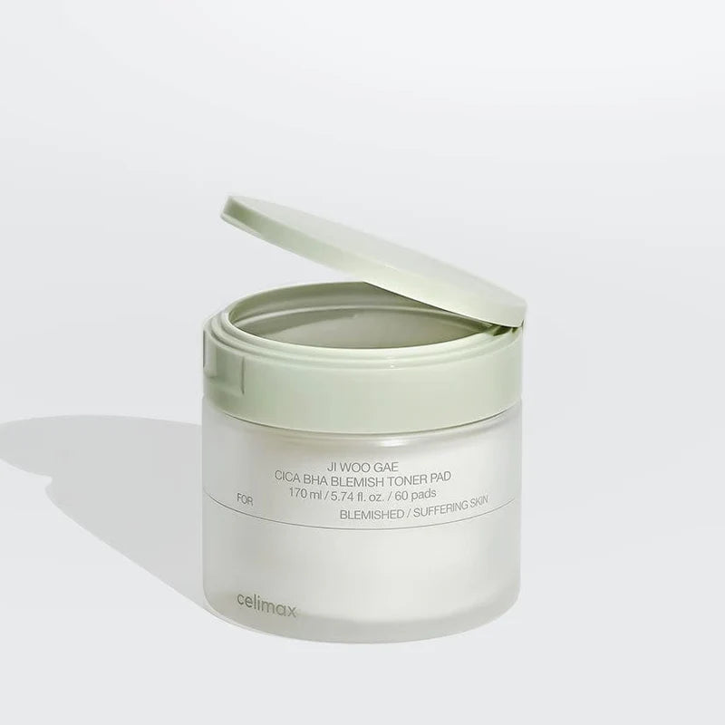 Šveičiamieji toniko padeliai "Ji Woo Gae Cica BHA Blemish Toner Pad", 60 vnt.
